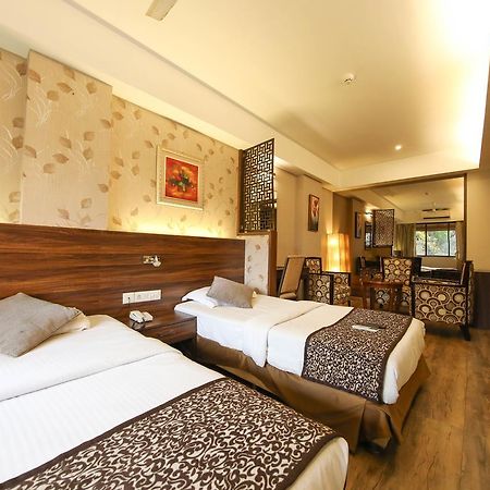 Hotel Maharana Inn Chembur Bombay Eksteriør billede