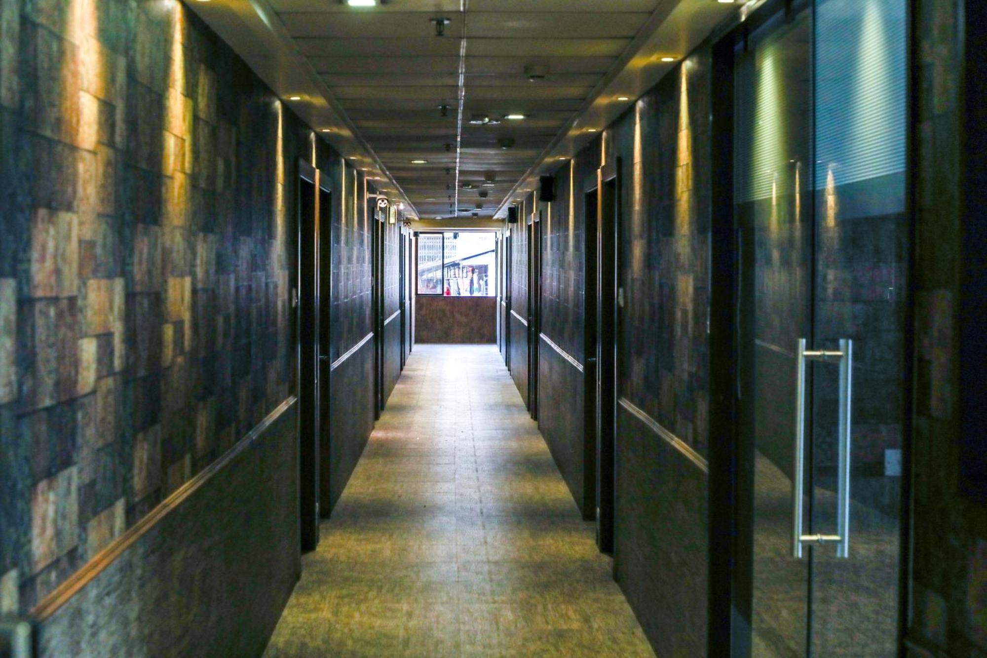 Hotel Maharana Inn Chembur Bombay Eksteriør billede