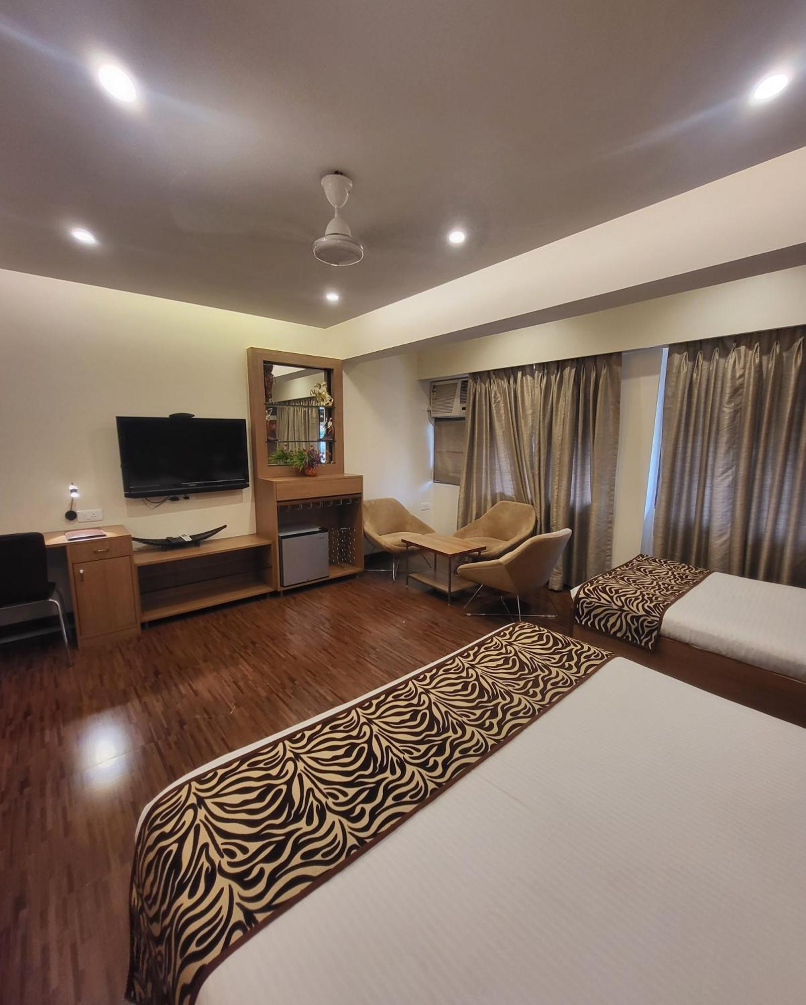 Hotel Maharana Inn Chembur Bombay Eksteriør billede