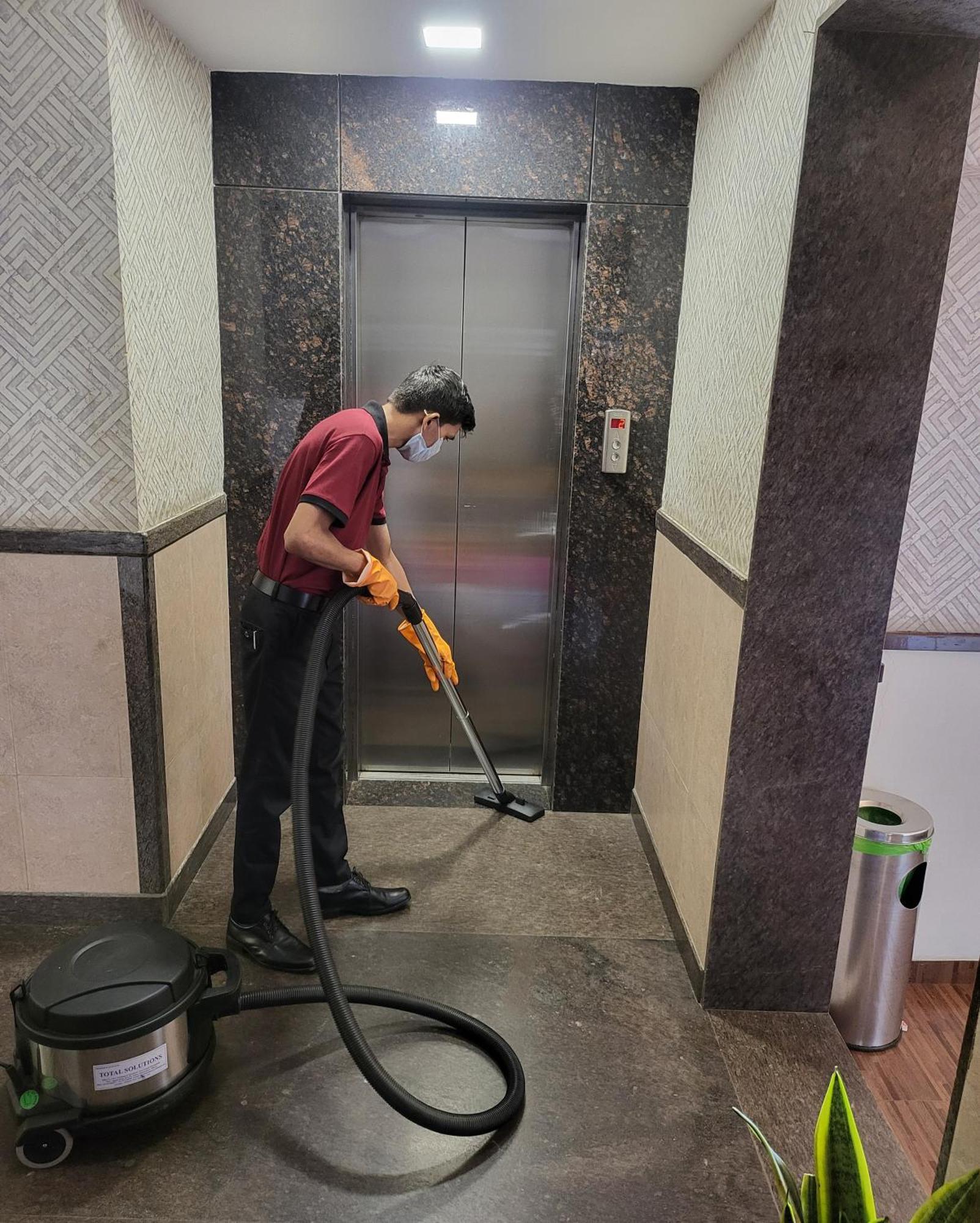 Hotel Maharana Inn Chembur Bombay Eksteriør billede