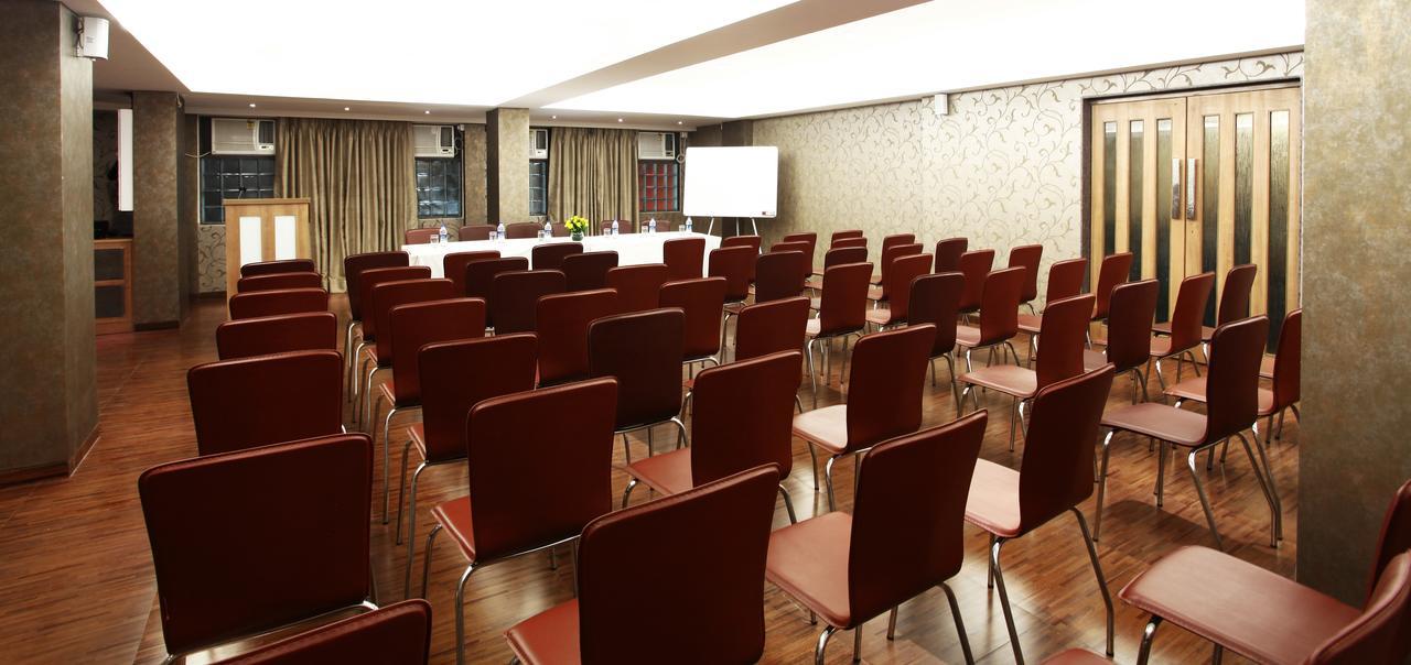 Hotel Maharana Inn Chembur Bombay Eksteriør billede