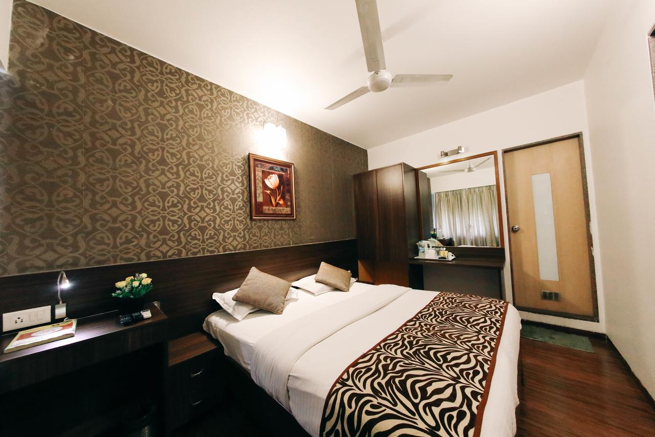 Hotel Maharana Inn Chembur Bombay Eksteriør billede